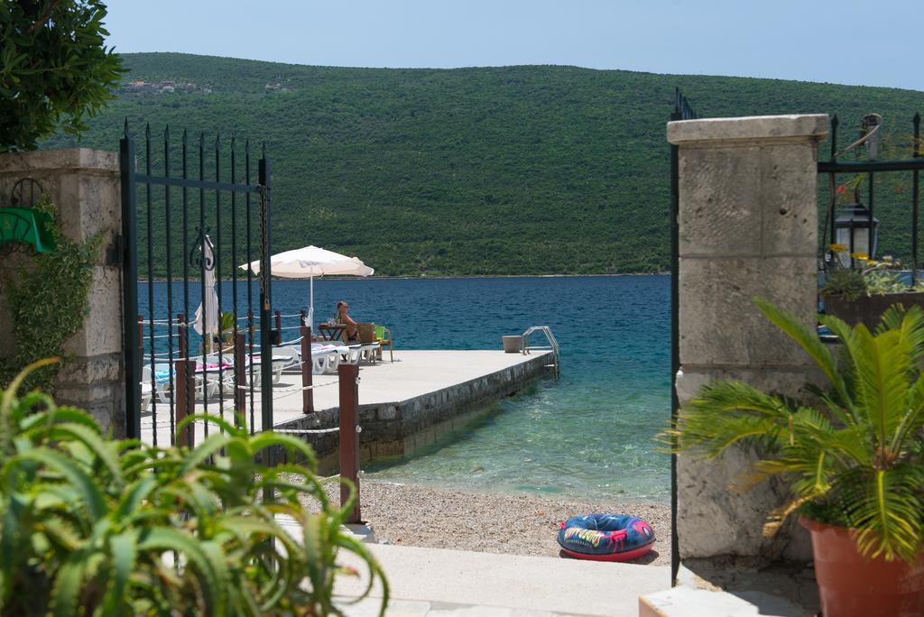 Apartments Batricevic Herceg Novi Esterno foto
