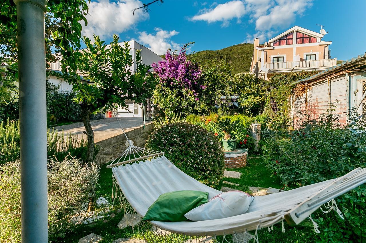 Apartments Batricevic Herceg Novi Esterno foto